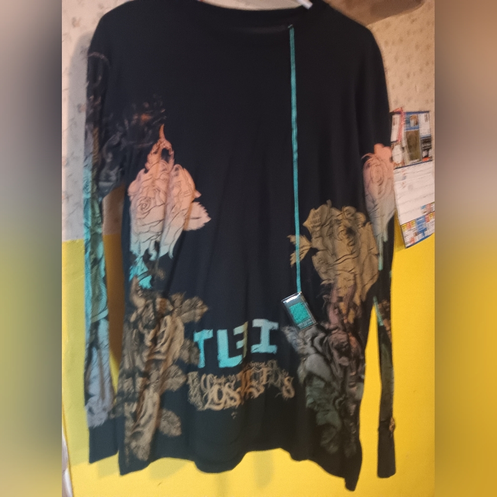 NWT RARE TRUE LOVE FALSE IDOLS LONG SLEEVED GRAPHIC SHIRT. L - Picture 2 of 8